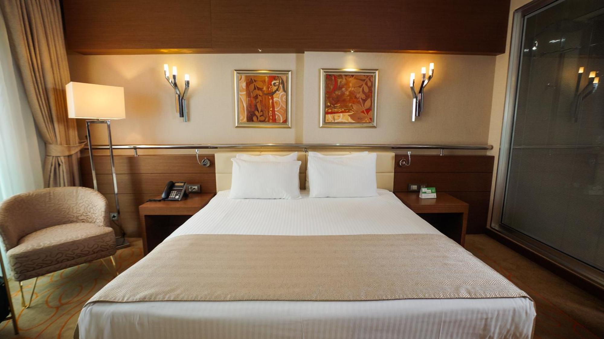 Holiday Inn Ankara-Kavaklidere By Ihg Екстериор снимка